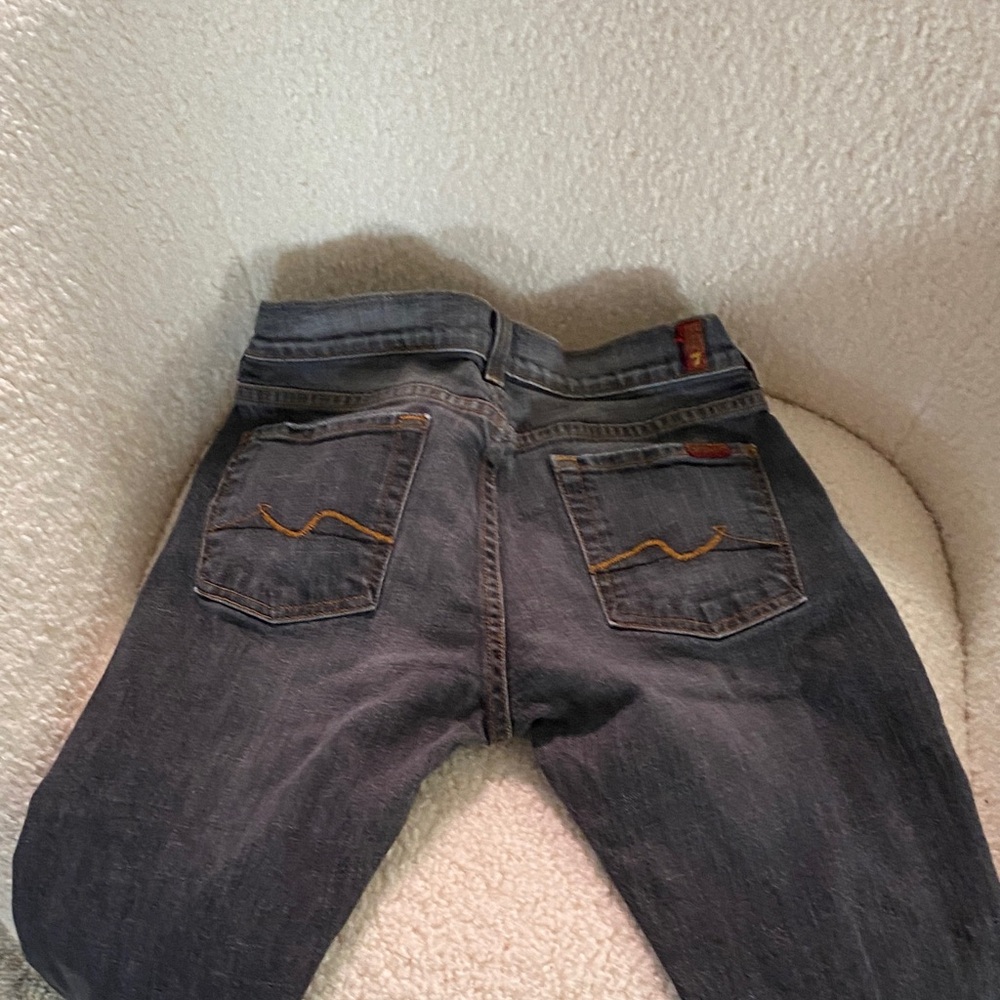 Women 7 of all mankind black distresses Wash Jeans - Classic Back Pocket Stitch